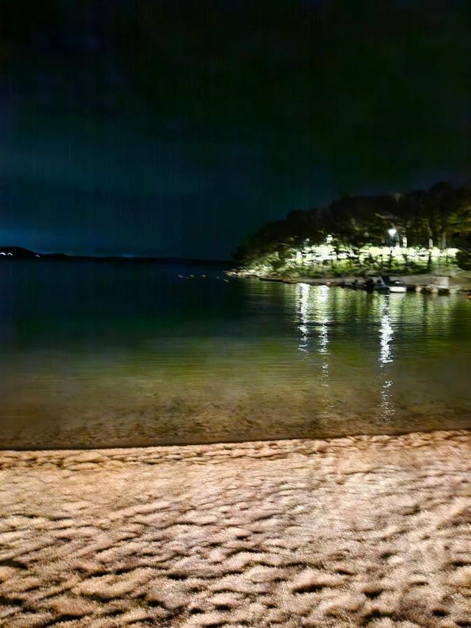 La Vista Hotel Drage Bagian luar foto
