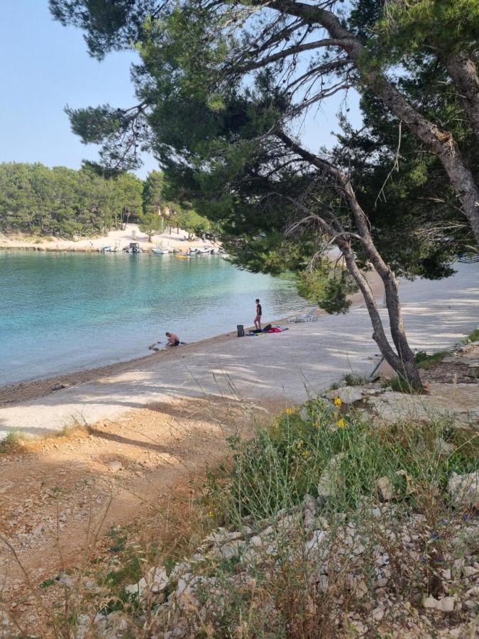 La Vista Hotel Drage Bagian luar foto