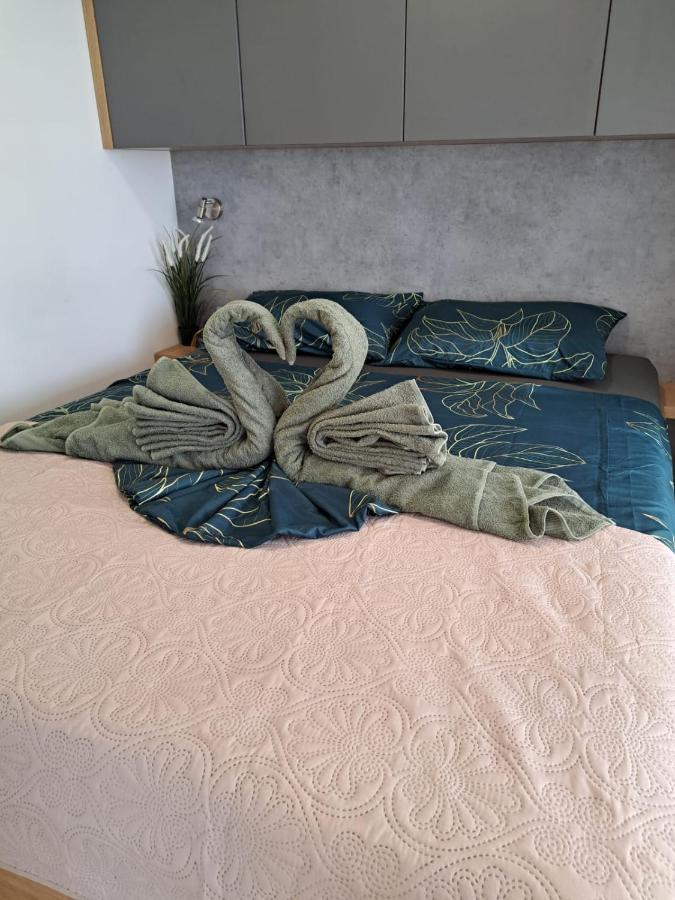 La Vista Hotel Drage Bagian luar foto