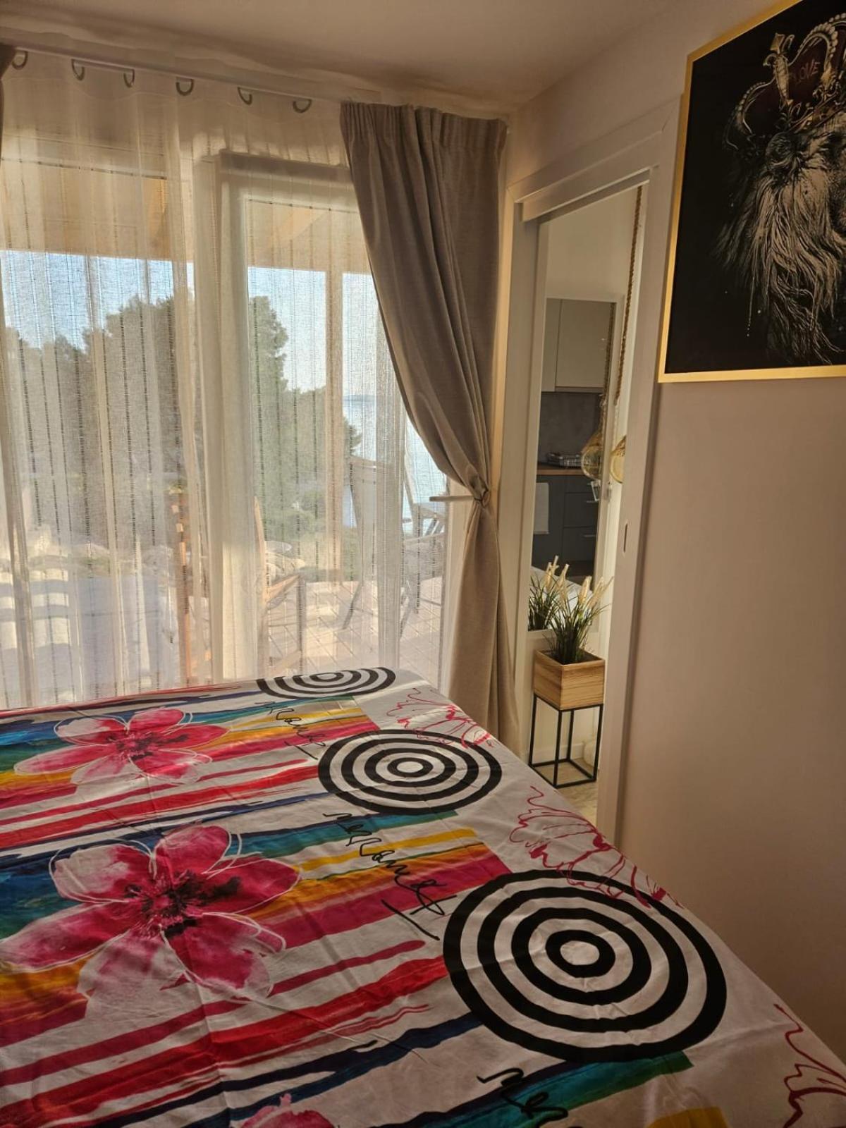 La Vista Hotel Drage Bagian luar foto