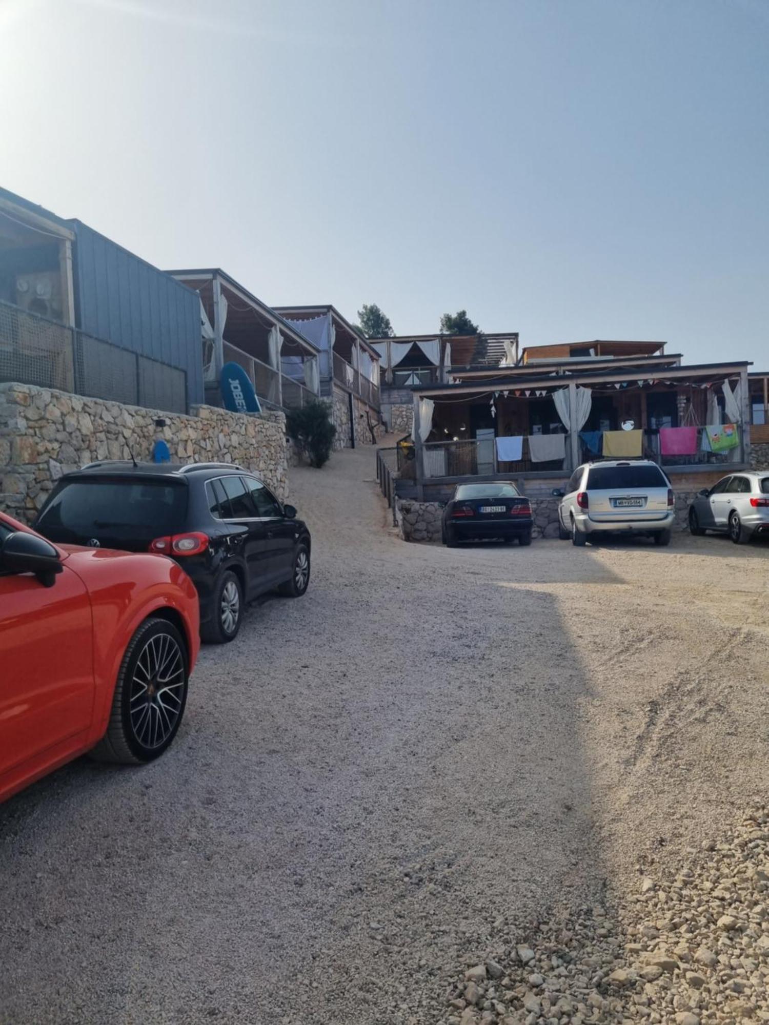 La Vista Hotel Drage Bagian luar foto